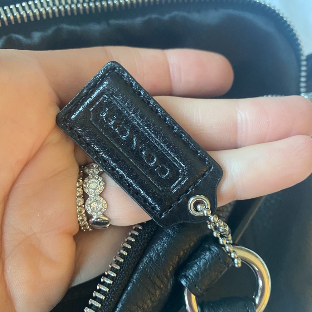 Coach Penelope Satchel - Picture 7 of 16